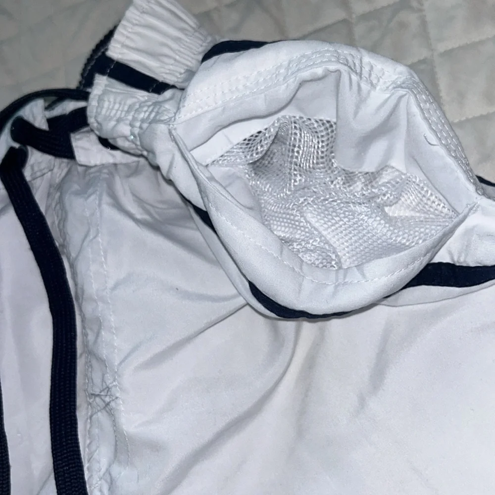(#14) Gently used Pacific surf shorts size medium men’s smoke free home